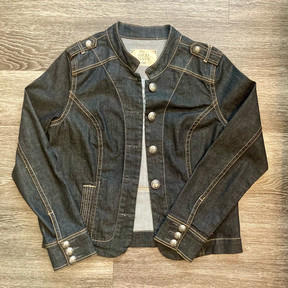 Vintage Y2K Old Navy dark wash denim jacket in size small
